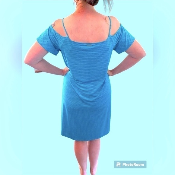 Michael Kors Dress Medium blue Floral Cold Shoulder Mini Shift EUC beautiful!!! - Picture 5 of 13